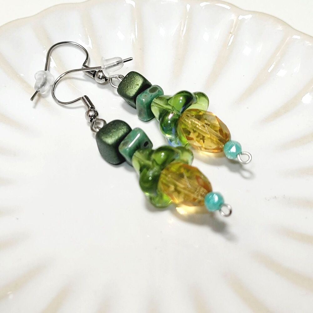 NEW BOHEMIALIZ earrings 688ygrn#mfs Green Czech flower dangle earrings fairy ear